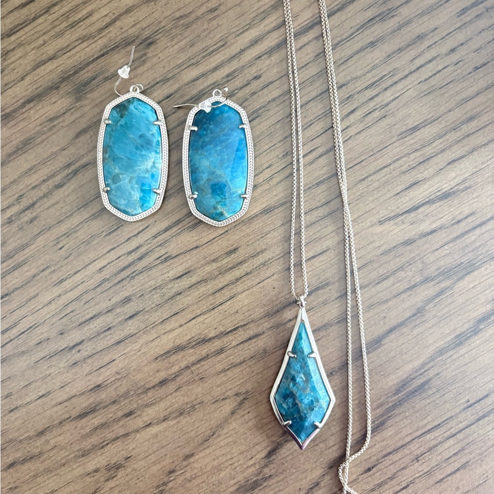 Kendra Scott Large Danielle Turquoise Blue Stone Earrings and Necklace Set